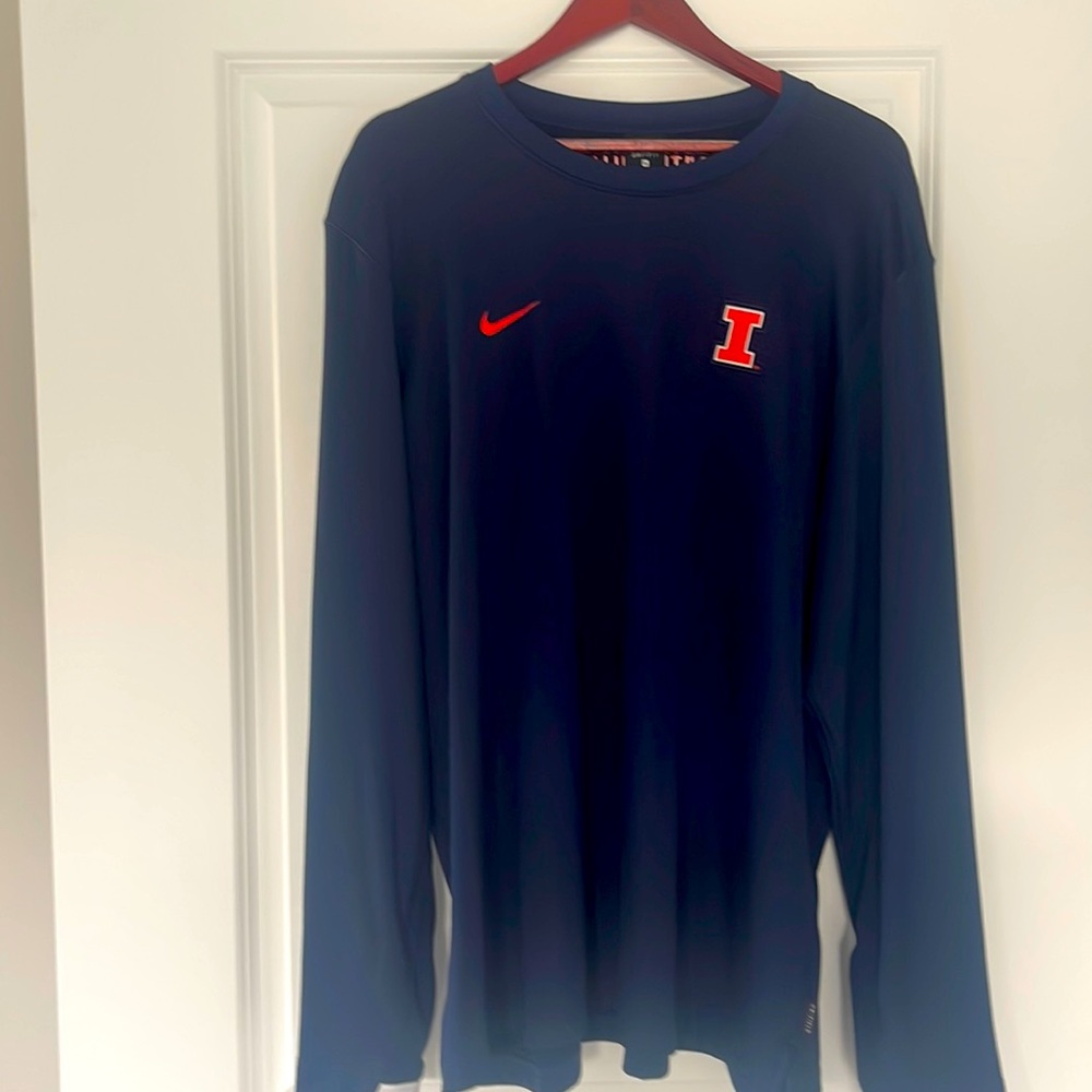 Nike University of Illinois Fighting Illini Sweatshirt
